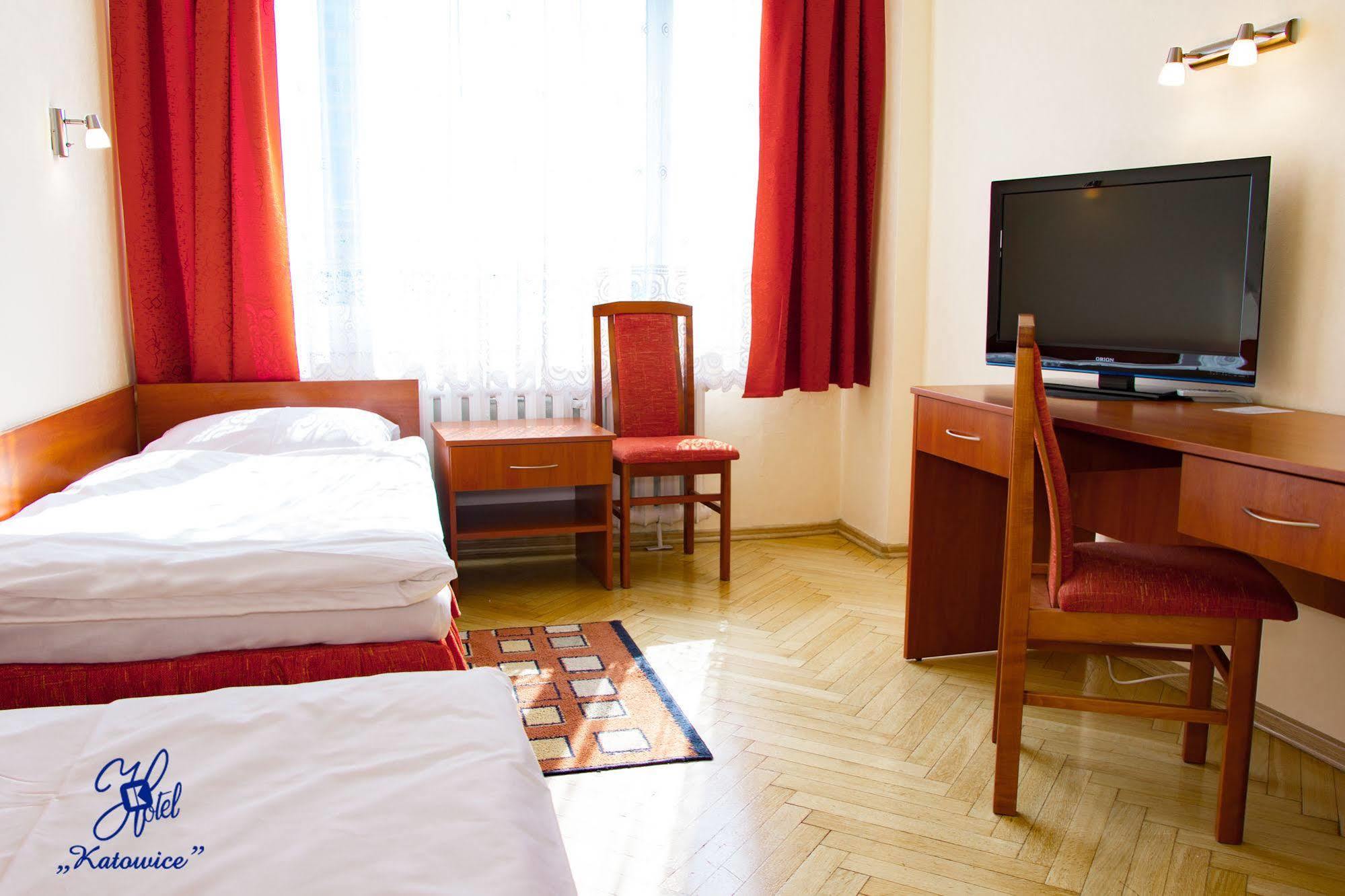 Hotel Katowice Economy Extérieur photo